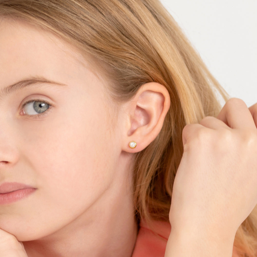 18k Gold Formal Freshwater Pearl 6mm Kids / Children's / Girls Earrings Safety Screw Back