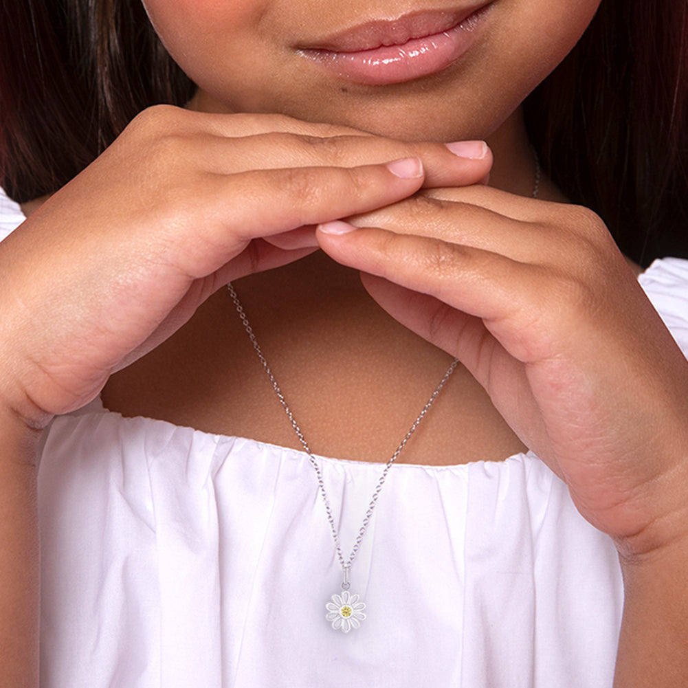 Jewelry Wholesale Simple Cute Little Daisy Pendant Necklace