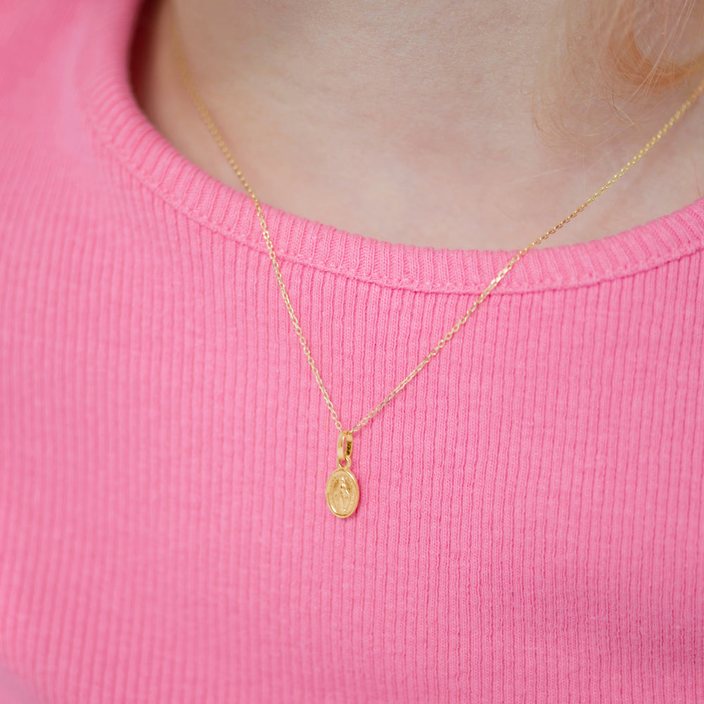 18k Gold Oval Virgin Mary Kids / Children's / Girls Pendant/Necklace